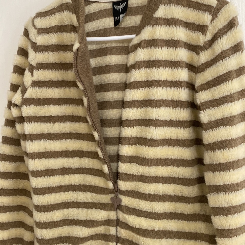 Lightweight jacket - Picture 3 of 6